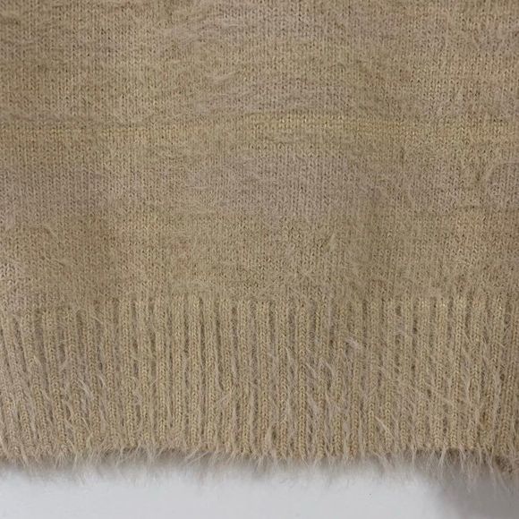 Greylin Bella Fuzzy Sweater Crew Neck Beige Small - Picture 5 of 10